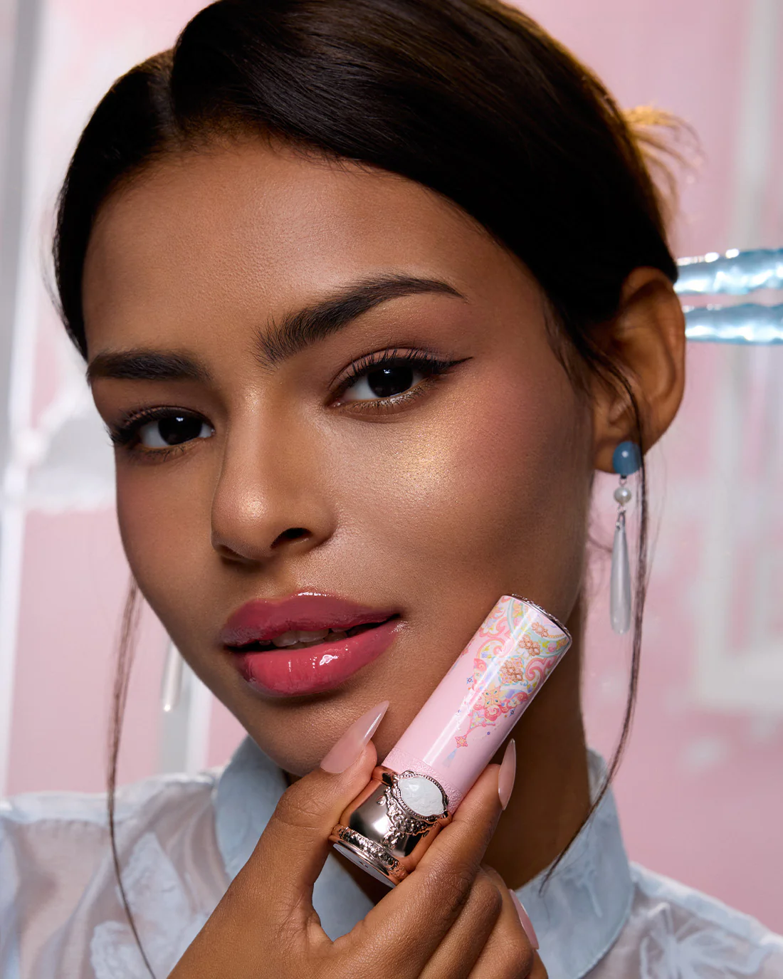 Butterfly Cloud Collar Glossy Lipstick - Image 46
