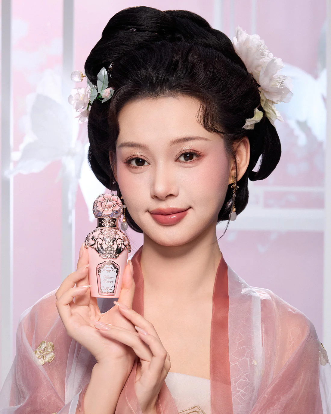 Butterfly Cloud Collar Perfume - Image 3