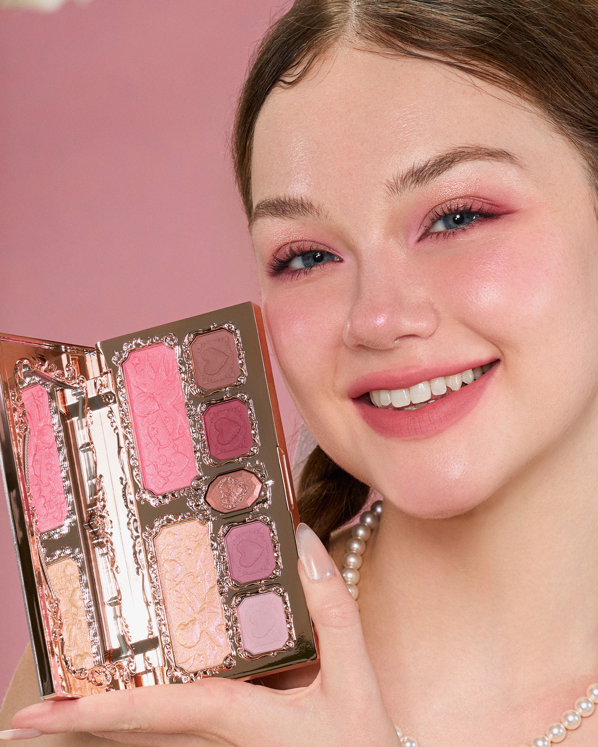 Strawberry Cupid Makeup Palette - Image 10